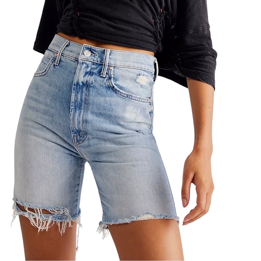MOTHER Superior High-Waisted Smokin' Shorts Fray Hem  Light Blue Denim Sz 25